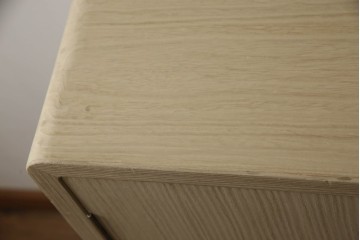 中古　衣装盆7杯付き　花文をあしらった取手装飾が優美な加茂桐箪笥　(R-085971)