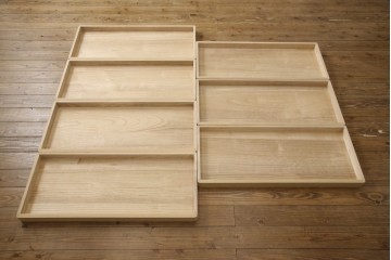 中古　衣装盆7杯付き　花文をあしらった取手装飾が優美な加茂桐箪笥　(R-085971)