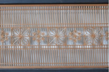 アンティーク建具　昭和初期　繊細な組子細工が目を引く欄間1枚　(R-085972)