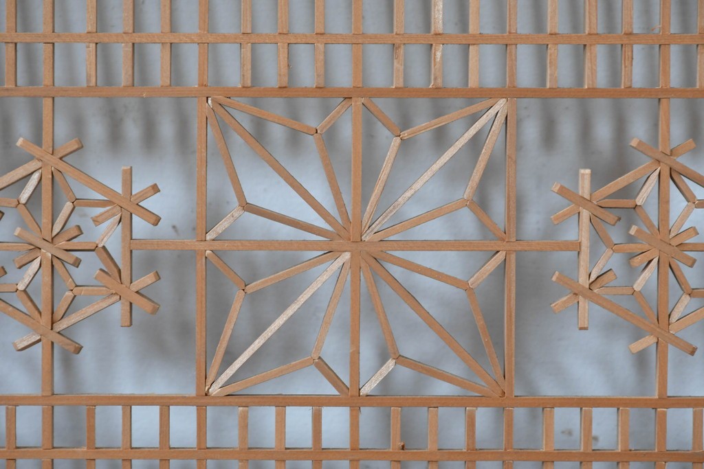 アンティーク建具　昭和初期　繊細な組子細工が目を引く欄間1枚　(R-085972)