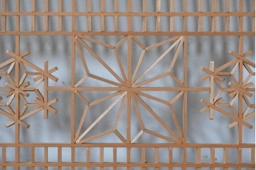 アンティーク建具　昭和初期　繊細な組子細工が目を引く欄間1枚　(R-085972)