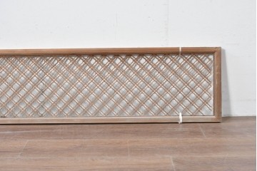 ヴィンテージ建具　昭和中期　連続する曲線模様の組子が美しい欄間1枚　(R-085973)