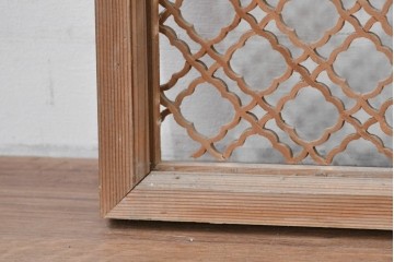 ヴィンテージ建具　昭和中期　連続する曲線模様の組子が美しい欄間1枚　(R-085973)