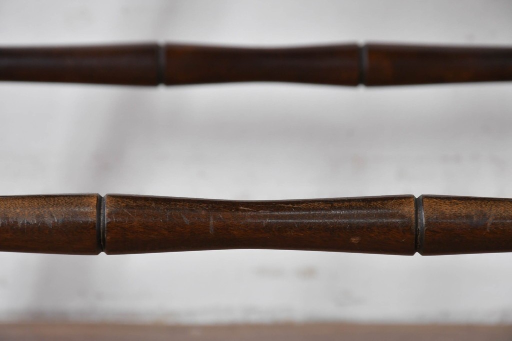 中古　松本民芸家具　鳥かごのような背姿が印象的なバードケージチェア　定価約13万円　(R-085976)