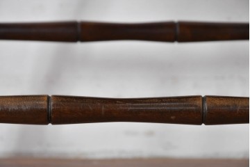 中古　松本民芸家具　鳥かごのような背姿が印象的なバードケージチェア　定価約13万円　(R-085976)