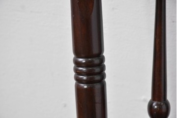 中古　松本民芸家具　背もたれの意匠が美しいA型サムバックチェア　定価約14万円　(R-085977)