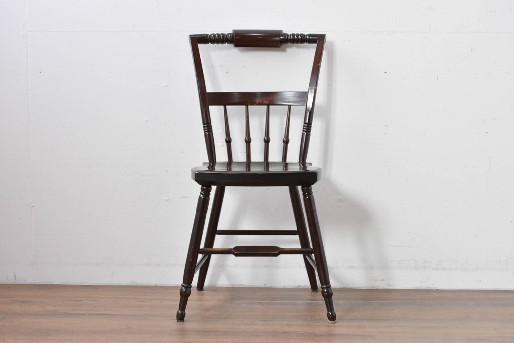 中古　松本民芸家具　背もたれの意匠が美しいA型サムバックチェア　定価約14万円　(R-085977)