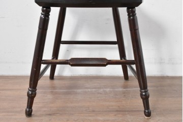 中古　松本民芸家具　背もたれの意匠が美しいA型サムバックチェア　定価約14万円　(R-085977)