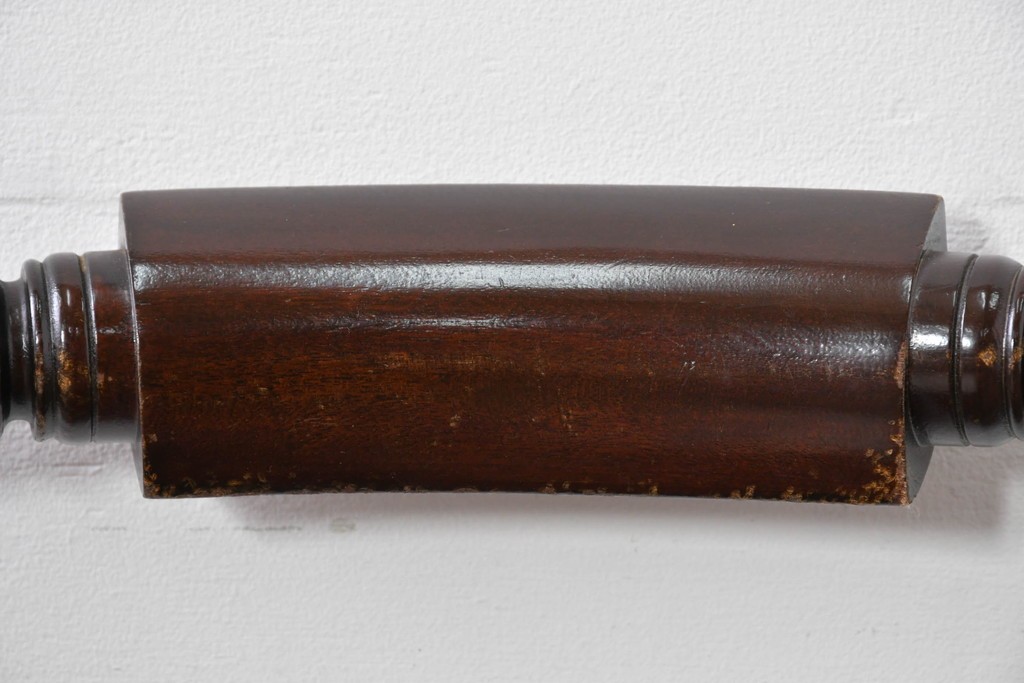 中古　松本民芸家具　背もたれの意匠が美しいA型サムバックチェア　定価約14万円　(R-085977)