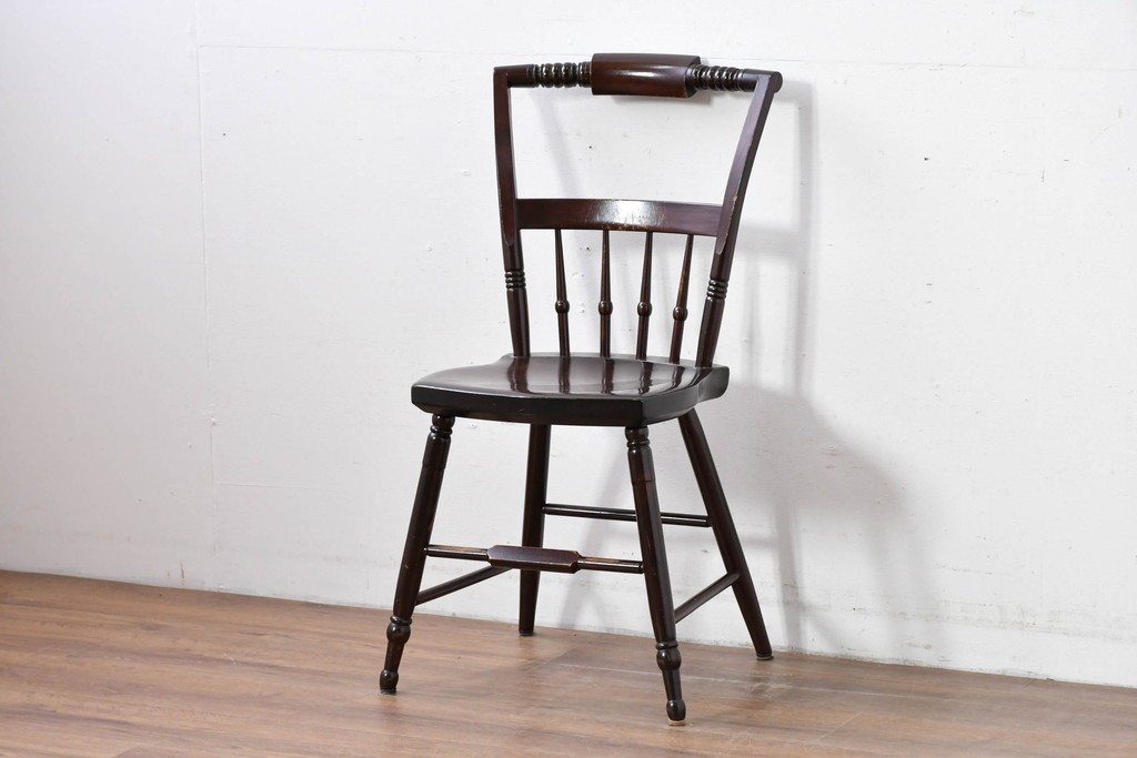 中古　松本民芸家具　背もたれの意匠が美しいA型サムバックチェア　定価約14万円　(R-085977)