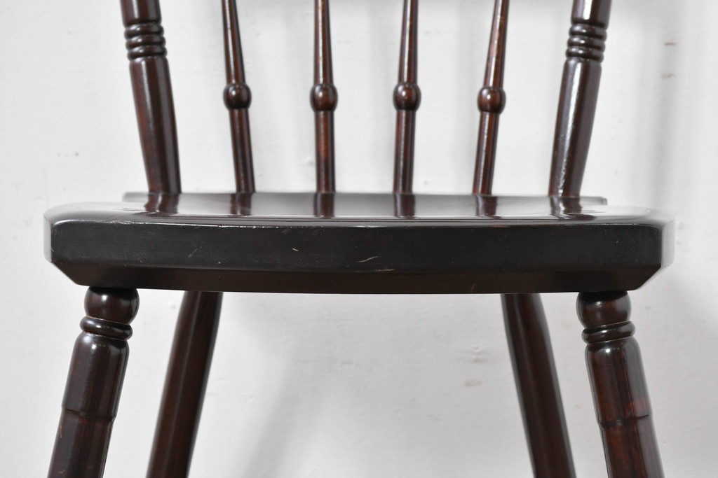 中古　松本民芸家具　背もたれの意匠が美しいA型サムバックチェア　定価約14万円　(R-085977)