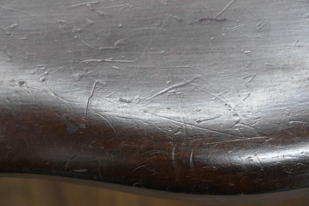 中古　松本民芸家具　背もたれの意匠が美しいA型サムバックチェア　定価約14万円　(R-085977)