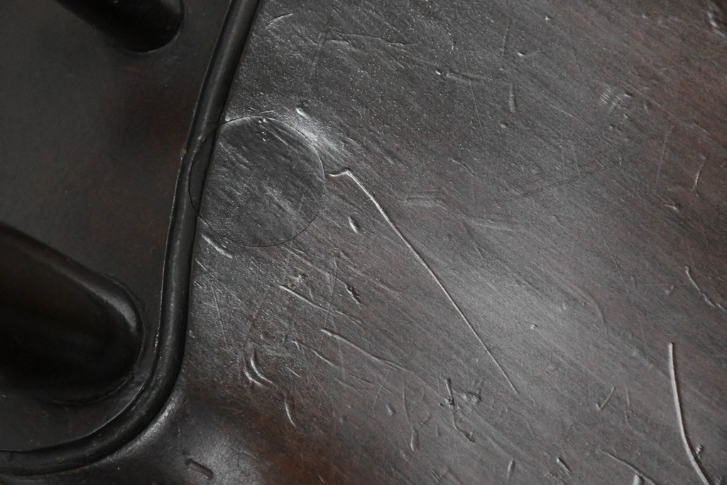 中古　松本民芸家具　背もたれの意匠が美しいA型サムバックチェア　定価約14万円　(R-085977)