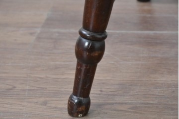 中古　松本民芸家具　背もたれの意匠が美しいA型サムバックチェア　笠木にイニシャル入り　定価約14万円　(R-085978)