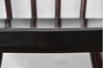 中古　松本民芸家具　背もたれの意匠が美しいA型サムバックチェア　笠木にイニシャル入り　定価約14万円　(R-085978)