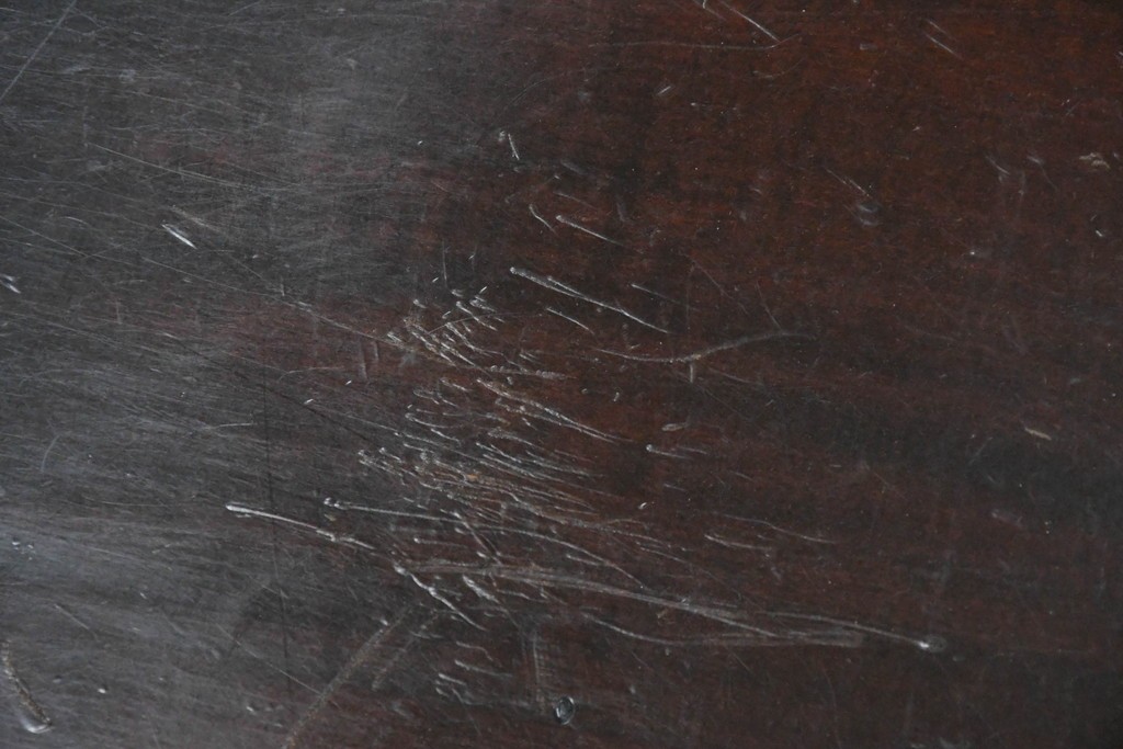 中古　松本民芸家具　背もたれの意匠が美しいA型サムバックチェア　笠木にイニシャル入り　定価約14万円　(R-085978)