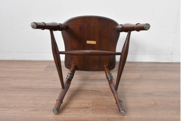 中古　松本民芸家具　背貫の意匠が個性的なB型ワイコムチェア　定価約12万円　(R-085979)