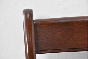 中古　松本民芸家具　背貫の意匠が個性的なB型ワイコムチェア　定価約12万円　(R-085979)