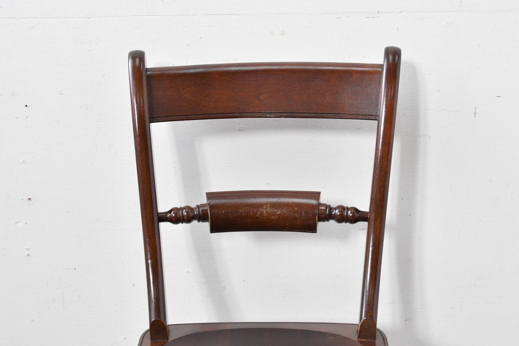 中古　松本民芸家具　背貫の意匠が個性的なB型ワイコムチェア　定価約12万円　(R-085979)