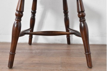 中古　松本民芸家具　背貫の意匠が個性的なB型ワイコムチェア　定価約12万円　(R-085979)