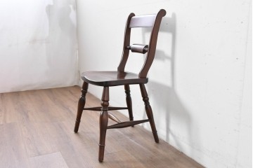 中古　松本民芸家具　背貫の意匠が個性的なB型ワイコムチェア　定価約12万円　(R-085979)