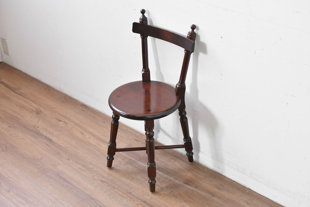 中古　松本民芸家具　丸座面が愛らしい素朴なフォルムの南京小椅子　(R-085980)