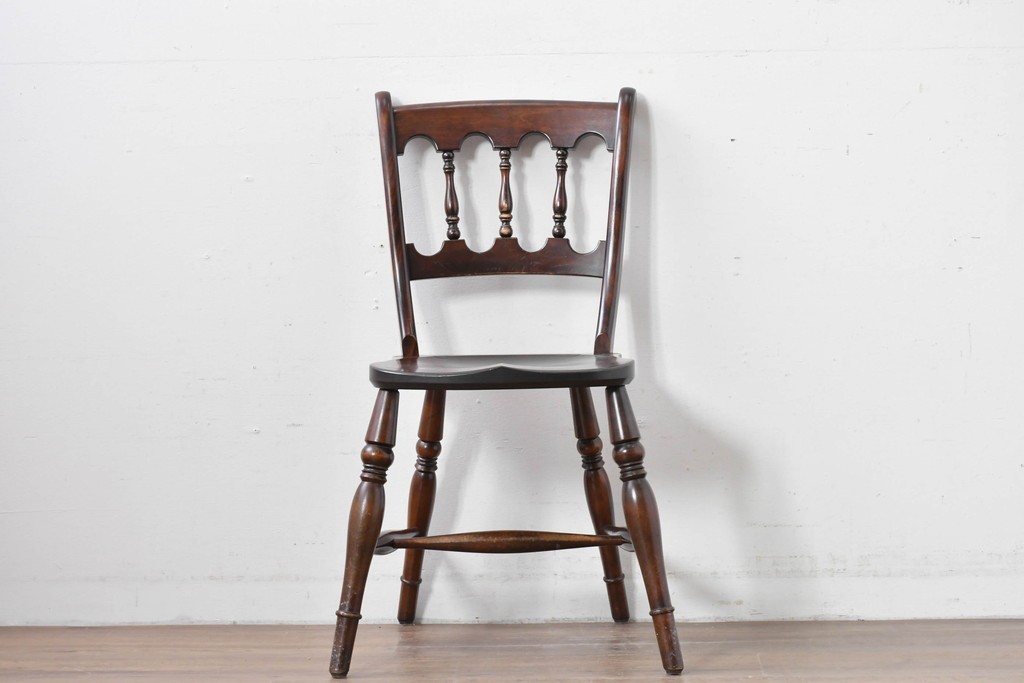 中古　松本民芸家具　背もたれの挽き物加工がお洒落な#49A型ワイコムチェア　定価約10万7千円　(R-085981)