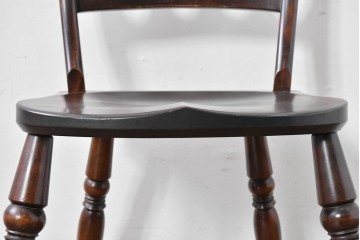 中古　松本民芸家具　背もたれの挽き物加工がお洒落な#49A型ワイコムチェア　定価約10万7千円　(R-085981)