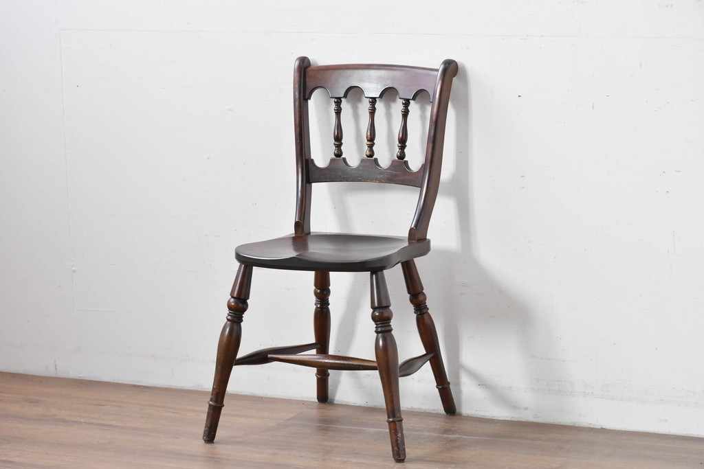 中古　松本民芸家具　背もたれの挽き物加工がお洒落な#49A型ワイコムチェア　定価約10万7千円　(R-085981)