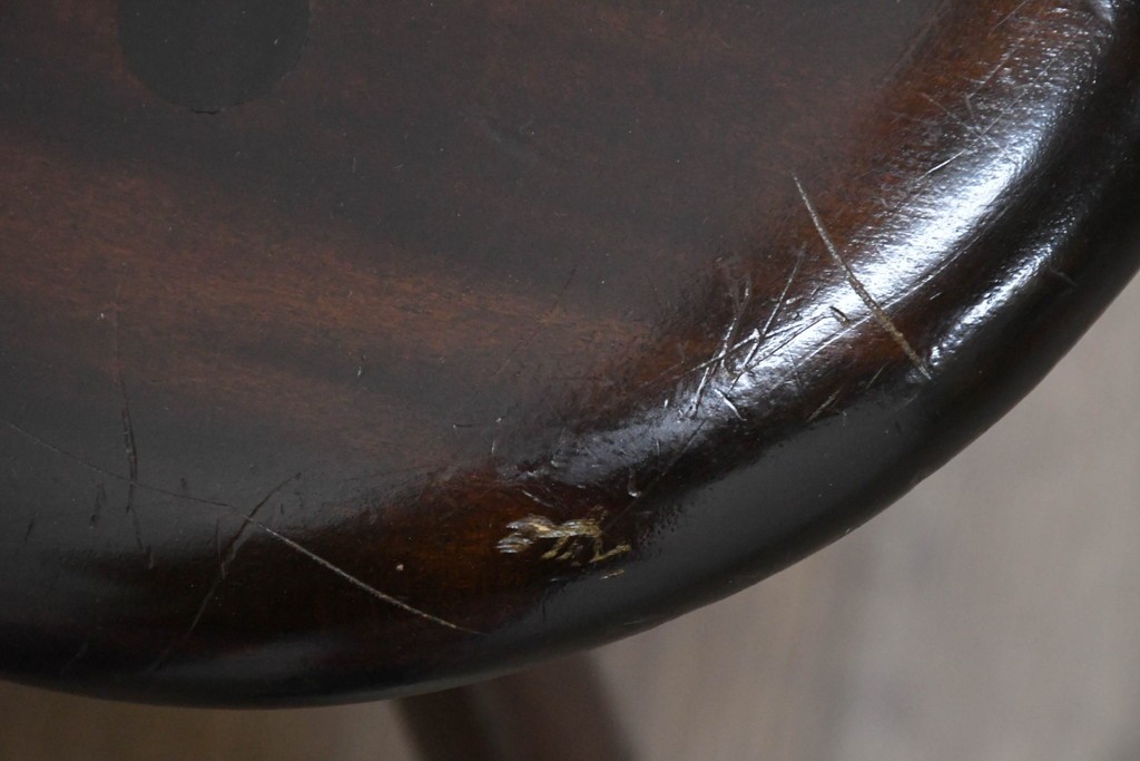 中古　希少モデル　松本民芸家具　背の曲線が美しいステップダウンチェア　(R-085982)