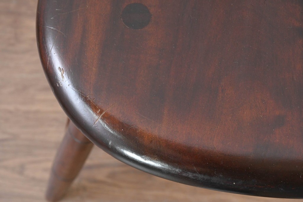 中古　希少モデル　松本民芸家具　背の曲線が美しいステップダウンチェア　(R-085982)