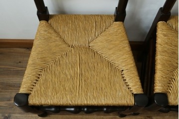 中古　松本民芸家具　ラッシ座面　波打つ背板が特徴の#22型ラダーバックチェア4脚セット　定価(4脚合計)約64万円　(R-085986)