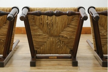 中古　松本民芸家具　ラッシ座面　波打つ背板が特徴の#22型ラダーバックチェア4脚セット　定価(4脚合計)約64万円　(R-085986)