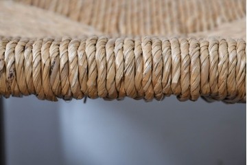 中古　松本民芸家具　ラッシ座面　波打つ背板が特徴の#22型ラダーバックチェア4脚セット　定価(4脚合計)約64万円　(R-085986)