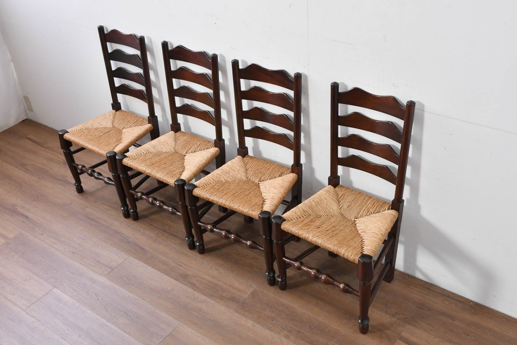中古　松本民芸家具　ラッシ座面　波打つ背板が特徴の#22型ラダーバックチェア4脚セット　定価(4脚合計)約64万円　(R-085986)