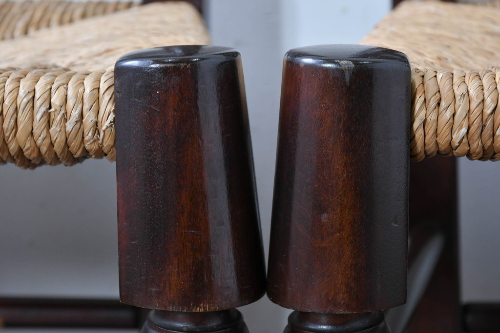 中古　松本民芸家具　ラッシ座面　波打つ背板が特徴の#22型ラダーバックチェア4脚セット　定価(4脚合計)約64万円　(R-085986)