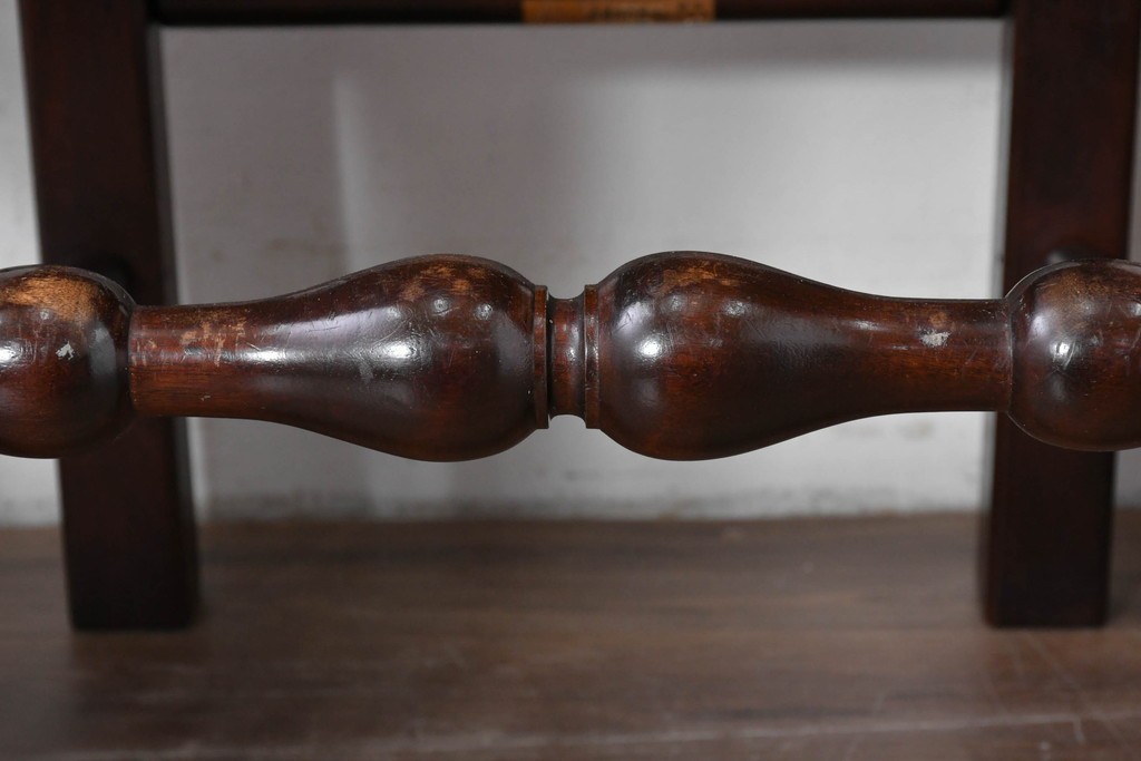 中古　松本民芸家具　ラッシ座面　波打つ背板が特徴の#22型ラダーバックチェア4脚セット　定価(4脚合計)約64万円　(R-085986)