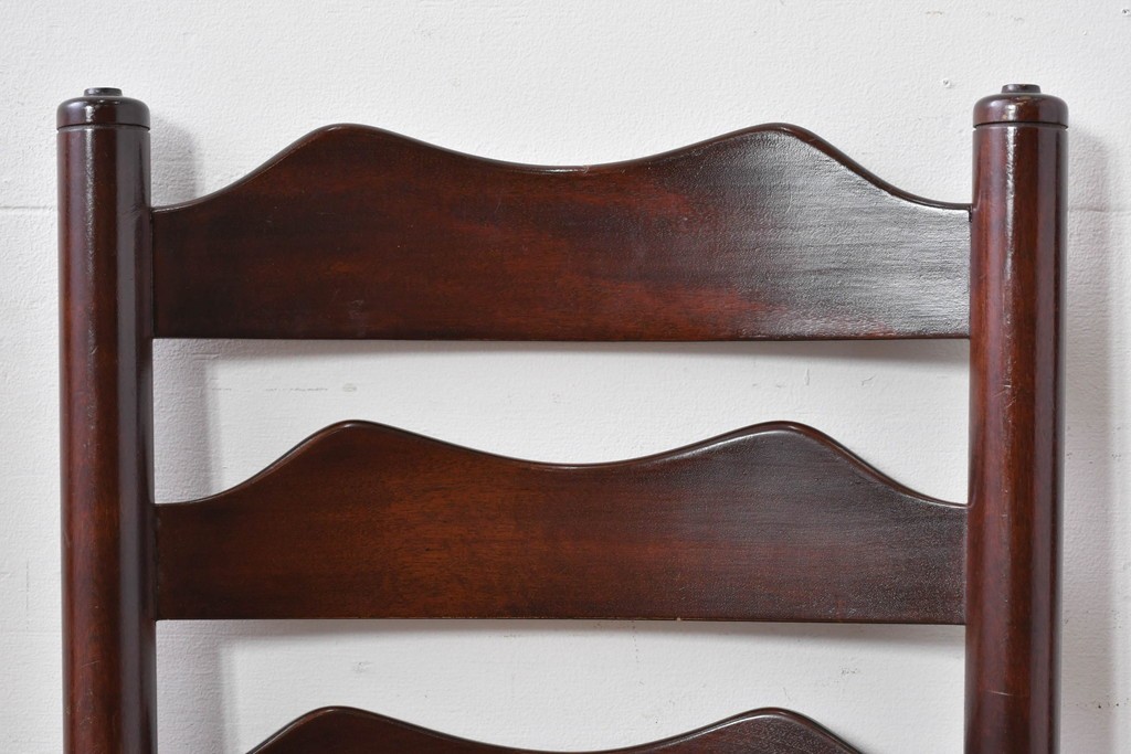 中古　松本民芸家具　ラッシ座面　波打つ背板が特徴の#22型ラダーバックチェア4脚セット　定価(4脚合計)約64万円　(R-085986)