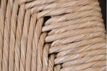 中古　松本民芸家具　ラッシ座面　波打つ背板が特徴の#22型ラダーバックチェア4脚セット　定価(4脚合計)約64万円　(R-085986)