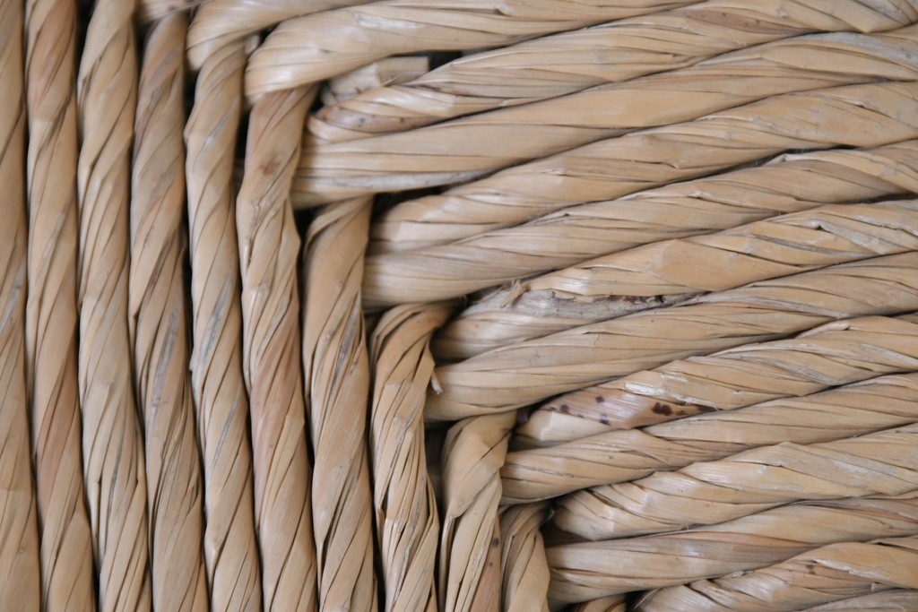 中古　松本民芸家具　ラッシ座面　波打つ背板が特徴の#22型ラダーバックチェア4脚セット　定価(4脚合計)約64万円　(R-085986)