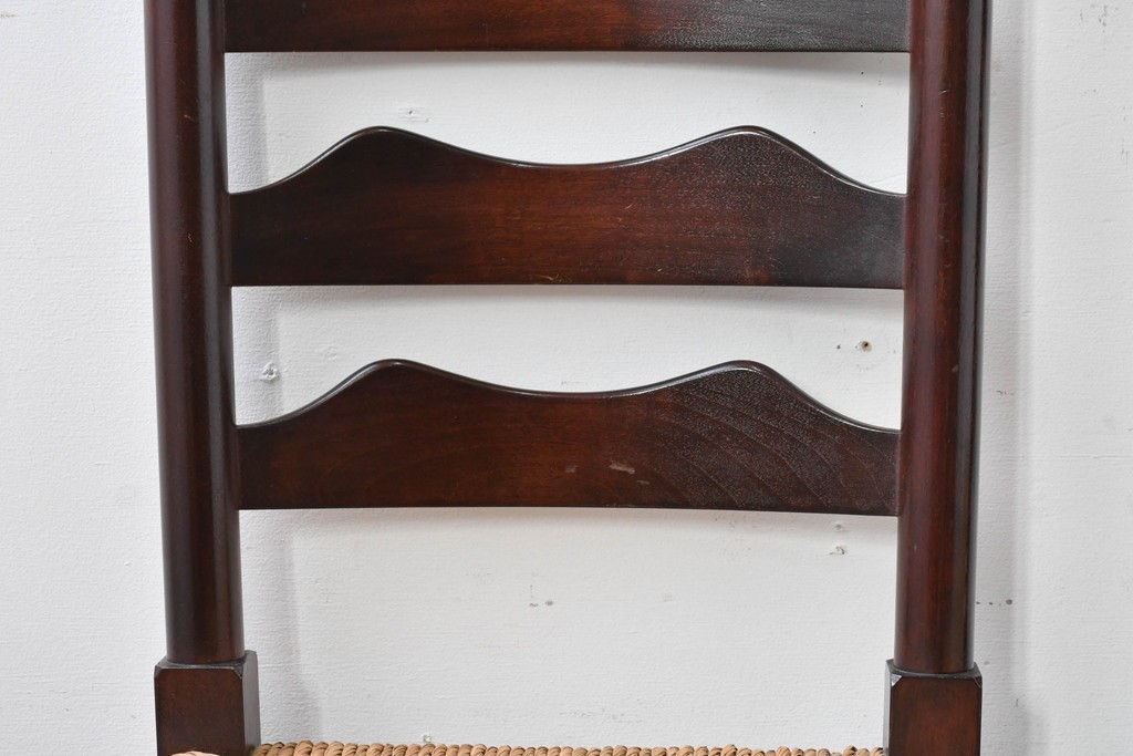 中古　松本民芸家具　ラッシ座面　波打つ背板が特徴の#22型ラダーバックチェア3脚セット　定価(3脚合計)約48万円　(R-085987)