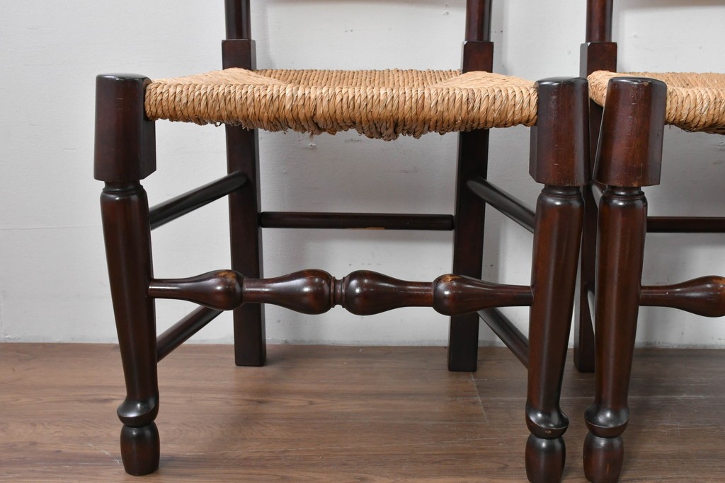 中古　松本民芸家具　ラッシ座面　波打つ背板が特徴の#22型ラダーバックチェア3脚セット　定価(3脚合計)約48万円　(R-085987)