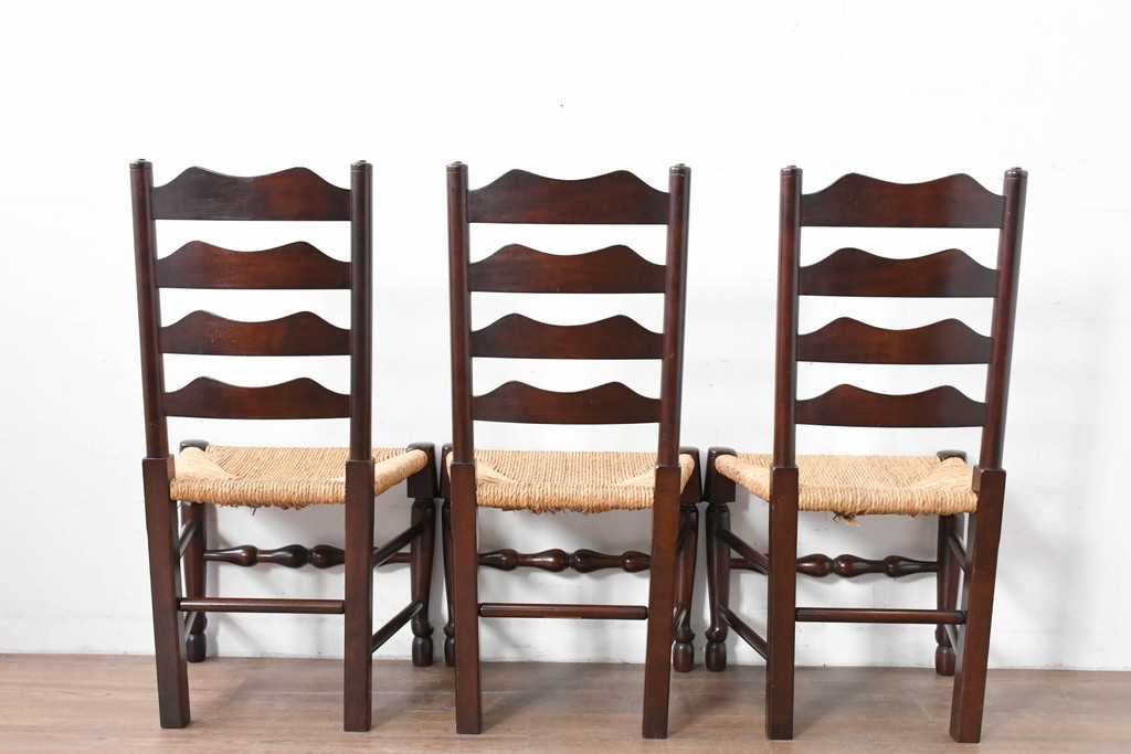 中古　松本民芸家具　ラッシ座面　波打つ背板が特徴の#22型ラダーバックチェア3脚セット　定価(3脚合計)約48万円　(R-085987)