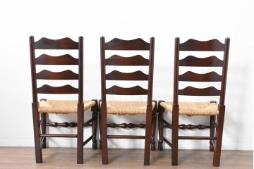 中古　松本民芸家具　ラッシ座面　波打つ背板が特徴の#22型ラダーバックチェア3脚セット　定価(3脚合計)約48万円　(R-085987)