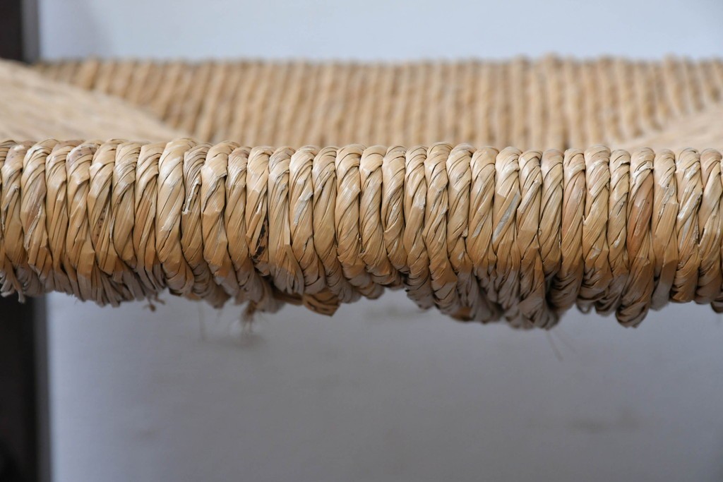 中古　松本民芸家具　ラッシ座面　波打つ背板が特徴の#22型ラダーバックチェア3脚セット　定価(3脚合計)約48万円　(R-085987)