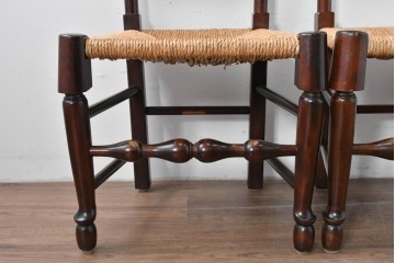 中古　松本民芸家具　ラッシ座面　波打つ背板が特徴の#22型ラダーバックチェア2脚セット　定価(2脚合計)約32万円　(R-085988)