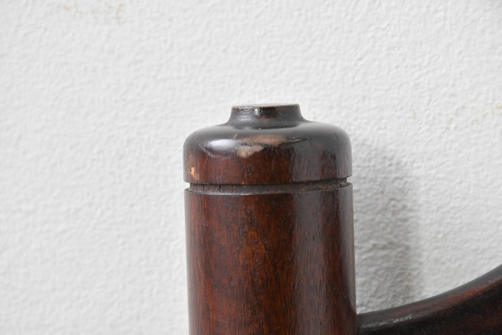 中古　松本民芸家具　ラッシ座面　波打つ背板が特徴の#22型ラダーバックチェア2脚セット　定価(2脚合計)約32万円　(R-085988)