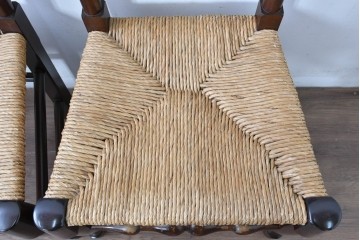 中古　松本民芸家具　ラッシ座面　波打つ背板が特徴の#22型ラダーバックチェア2脚セット　定価(2脚合計)約32万円　(R-085988)