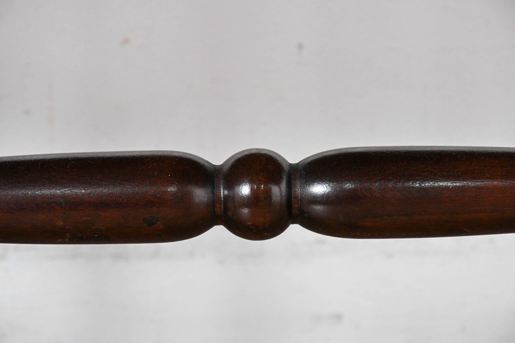 中古　松本民芸家具　細身のスポークが連なる#513型長ウィンザーチェア(III)　定価約39万円　(R-085989)