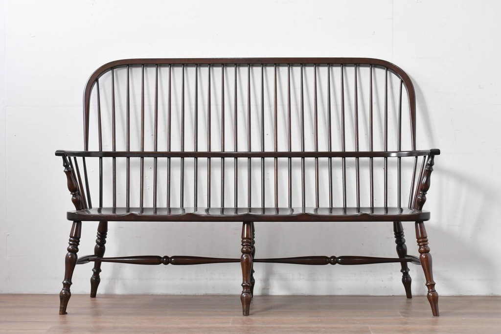 中古　松本民芸家具　細身のスポークが連なる#513型長ウィンザーチェア(III)　定価約39万円　(R-085989)